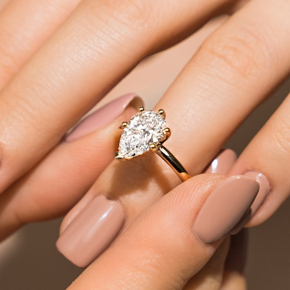 Diamond engagement rings